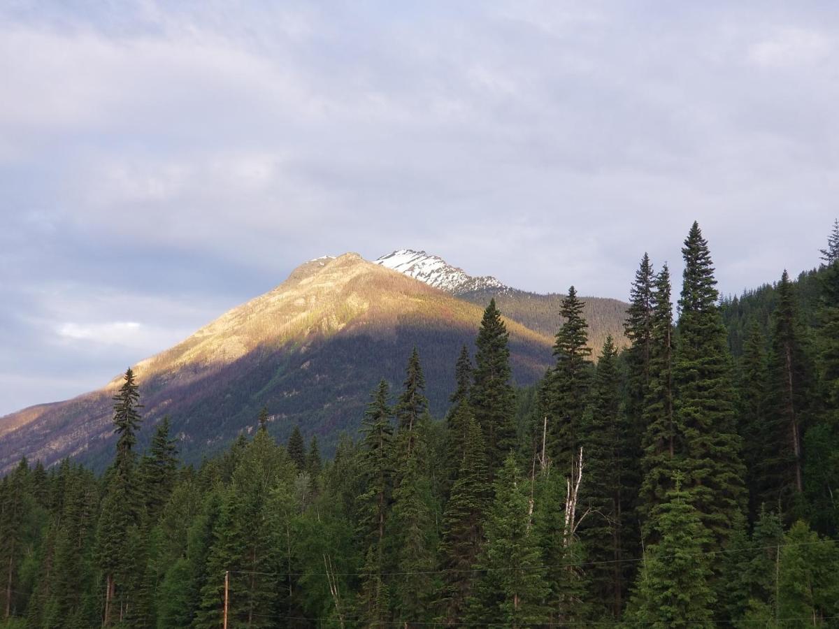 Rocky Inn Valemount Dış mekan fotoğraf